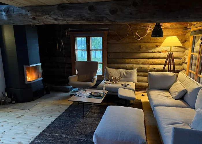 Arctic Private Island فيلة